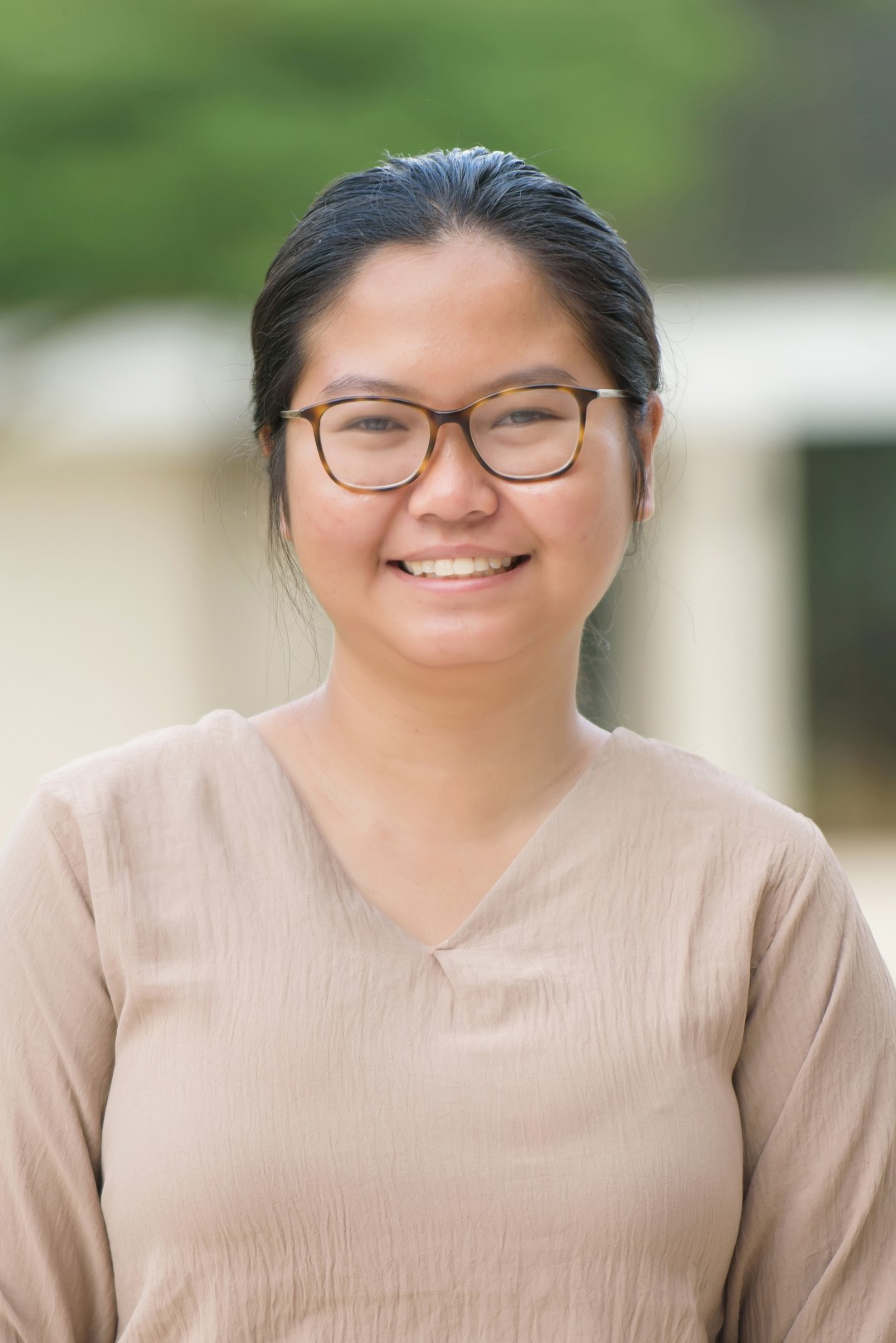 Frida Aridia - Family Account Specialist